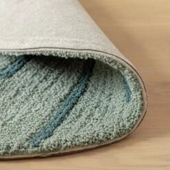 Habitat Kids Leaf Shaped Rug - Green - 80x110cm -Habitat 9517367 R Z003C